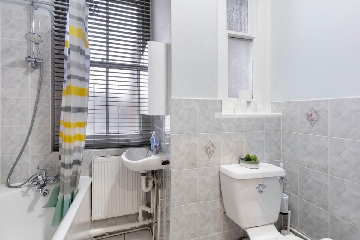 Ctr 1bed Regents Park Next Transport Apartment London